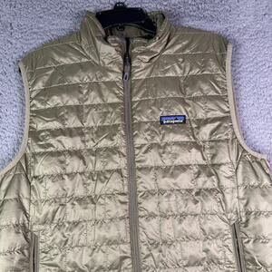 Patagonia Nano Puff Quilted Puffer Vest Mens M Green 84242 Primaloft Packable